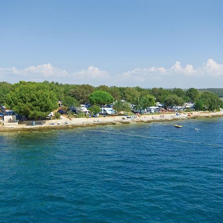Eco Glamping- Fkk Nudist Camping Solaris Пореч Екстериор снимка