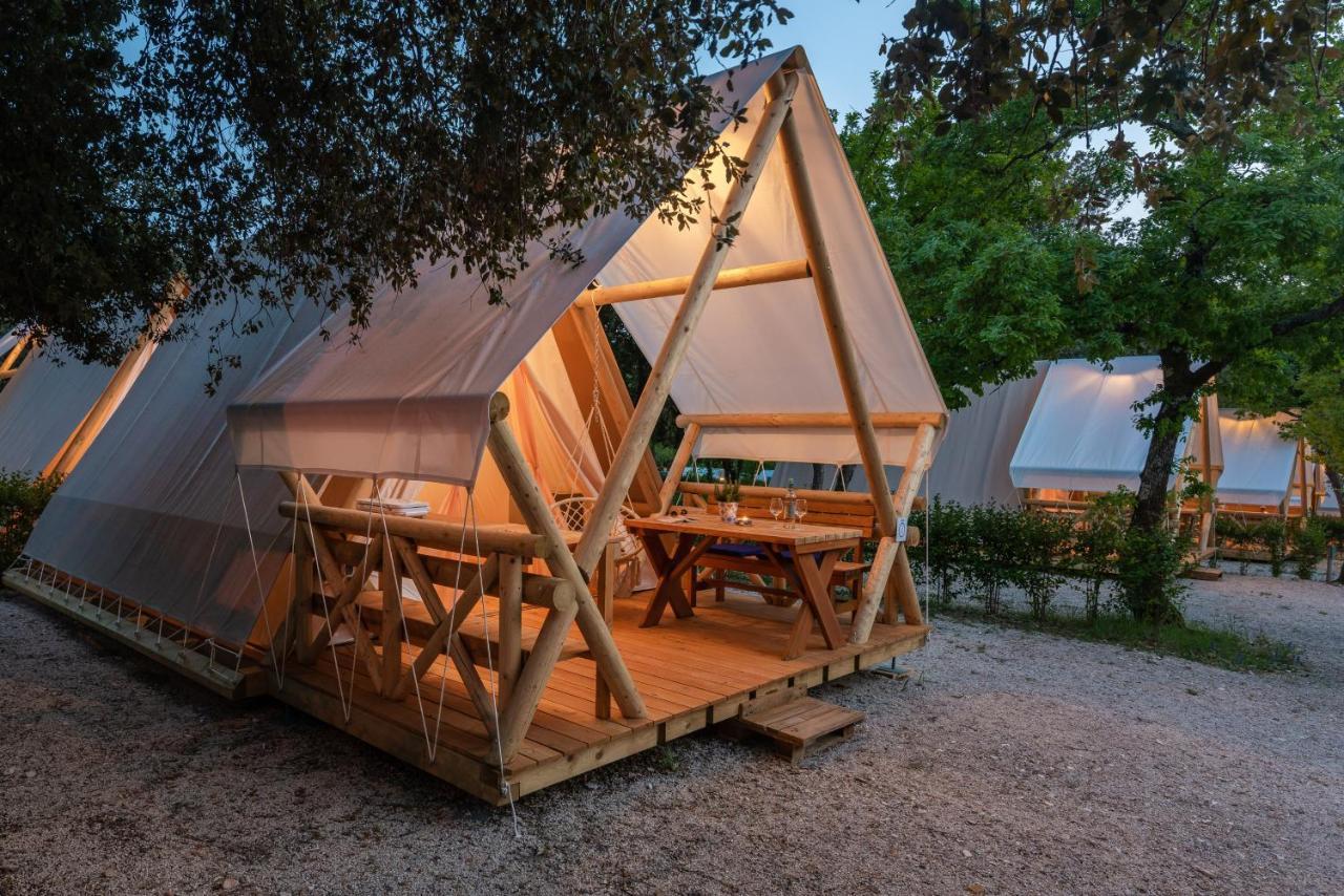 Eco Glamping- Fkk Nudist Camping Solaris Пореч Екстериор снимка