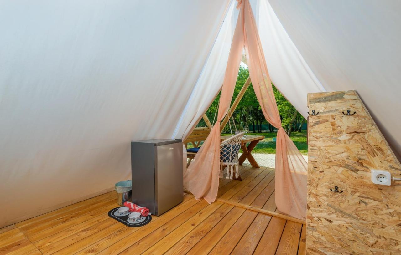 Eco Glamping- Fkk Nudist Camping Solaris Пореч Екстериор снимка